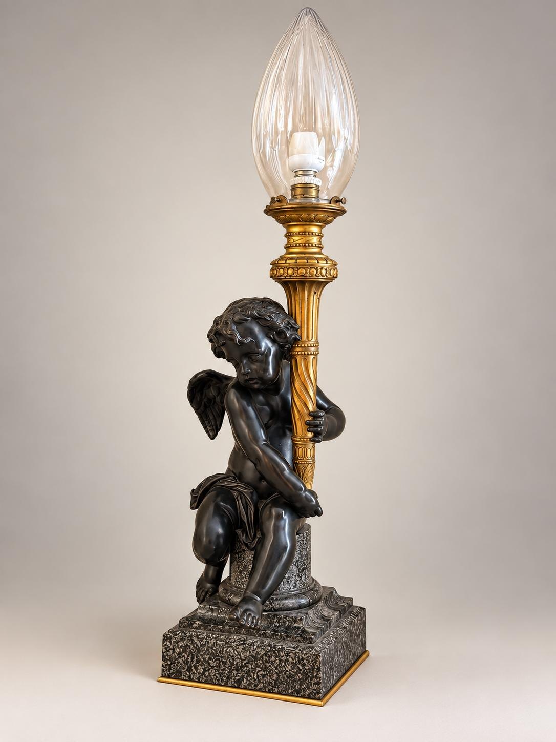 Bronze cherub lamp